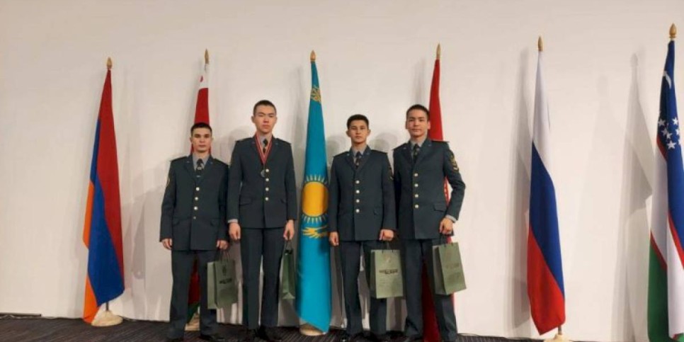
                    Курсант из Казахстана успешно выступил на олимпиаде по иностранному языку в Армении
                