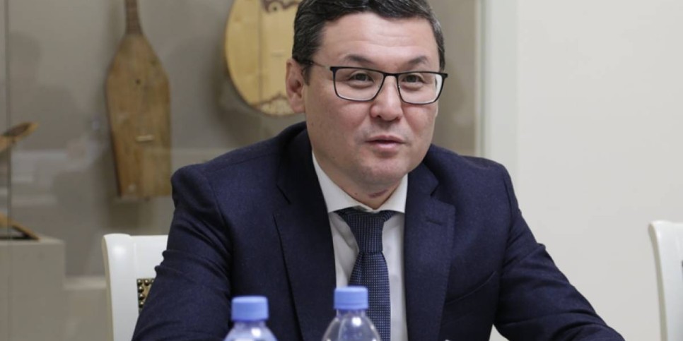 
                    Еркин Тукумов освобожден от должности директора КИСИ
                