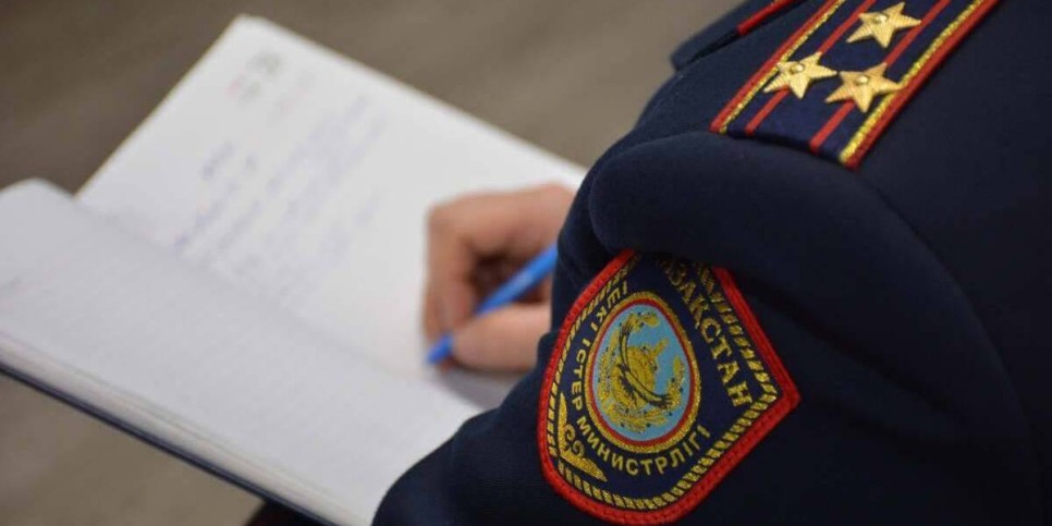 
                    Незаметно подсунул фальшивку: в Астане задержали злоумышленника
                