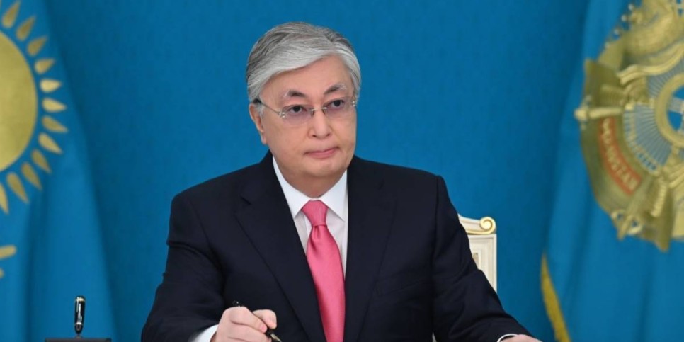 
                    Что поручил Токаев новому министру обороны 
                