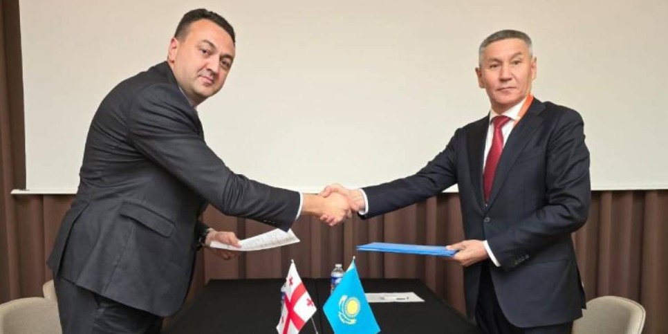 
                    Казахстан и Грузия подписали новые сертификаты на экспорт
                