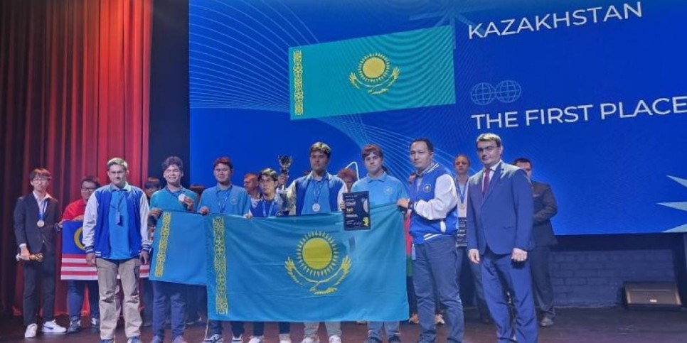 
                    Казахстанские школьники стали чемпионами мира на международной олимпиаде по физике
                