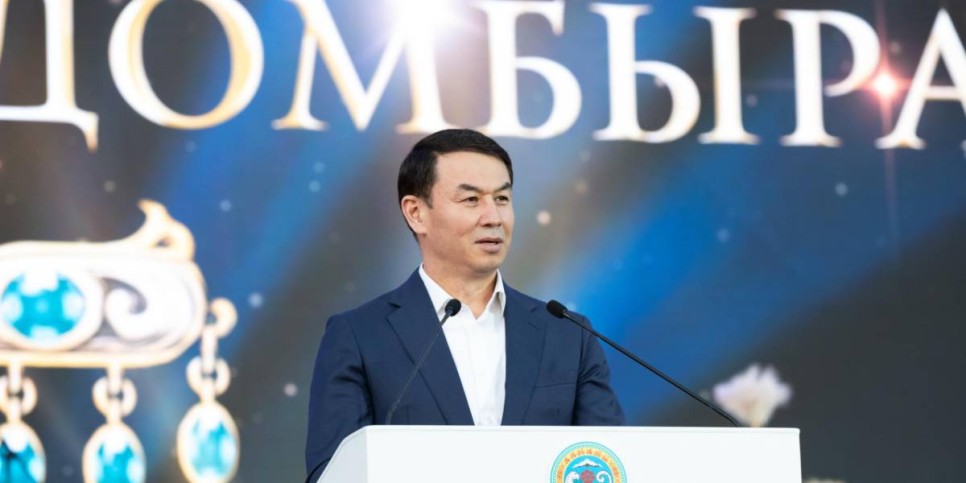 
                    Дархан Сатыбалды поздравил алматинцев и гостей города с Национальным днем домбры
                
