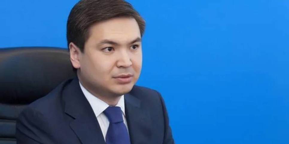 
                    Токаев назначил нового министра промышленности и строительства
                
