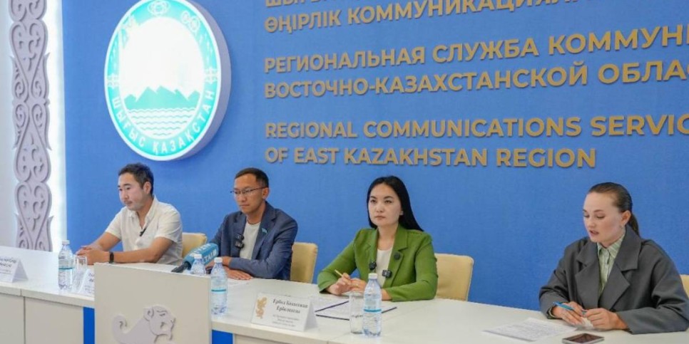 
                    Новый этап молодежной премии «Jas Keñes Siyligi-2025» представили в Усть-Каменогорске  
                