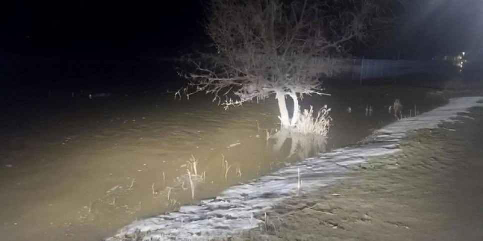 
                    Талая вода скопилась в области Абай
                