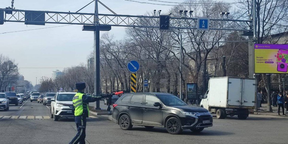 
                    Землетрясение в Алматы: полиция переведена на усиленный вариант несения службы
                