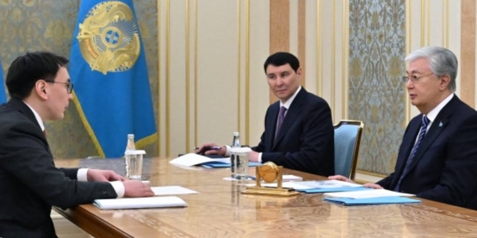 
                    Токаев принял председателя Агентства по защите и развитию конкуренции Марата Омарова
                