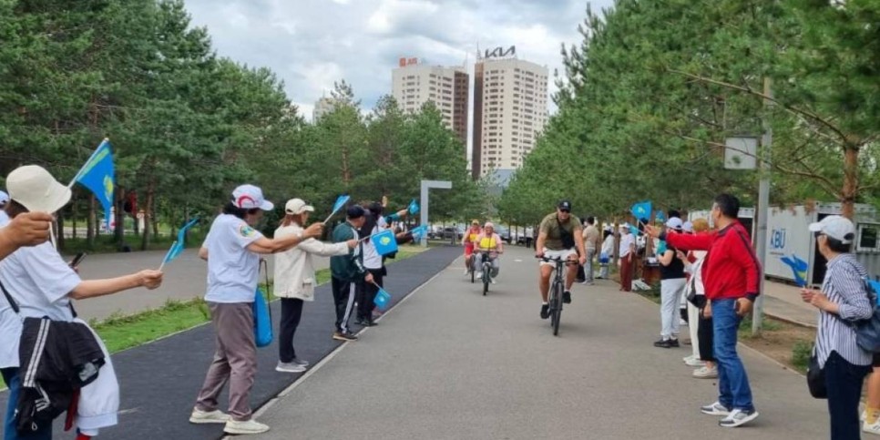 
                    Велопробег среди пенсионеров прошел в Астане
                