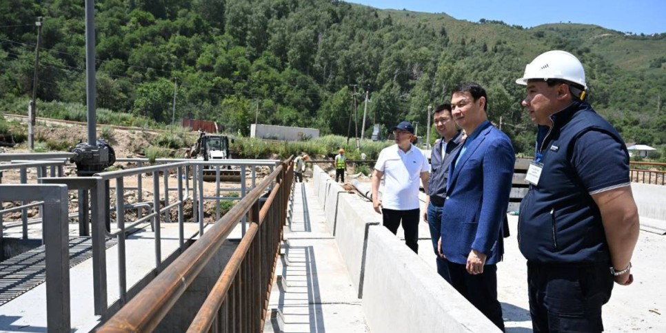 
                    Дархан Сатыбалды проверил модернизацию системы водоснабжения
                