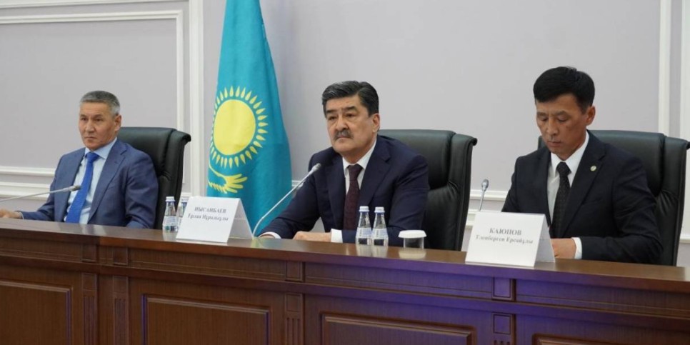 
                    В Западном Казахстане сайгаки нанесли многомиллионный ущерб
                