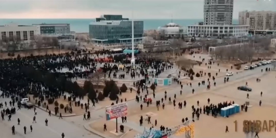 
                    На краю какой пропасти стоял Казахстан: в Москве показали фильм о январских событиях
                