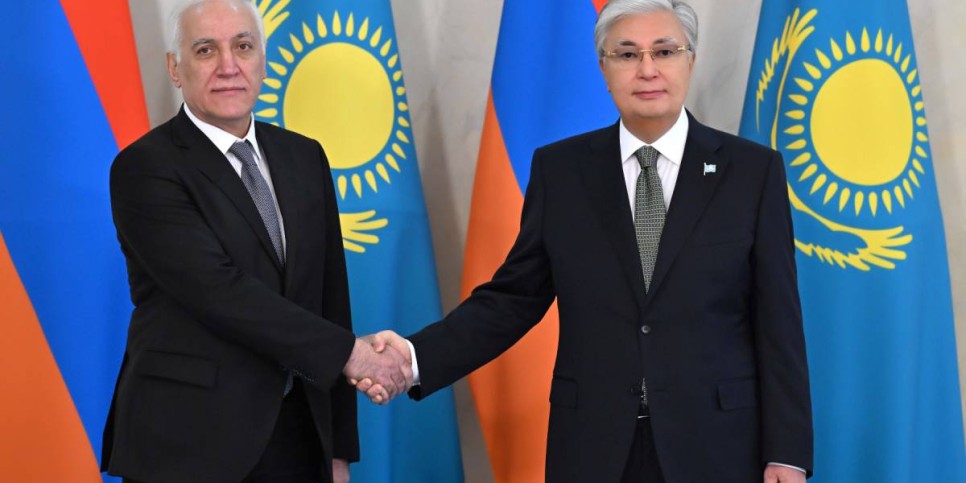 
                    Президенты Казахстана и Армении провели переговоры
                
