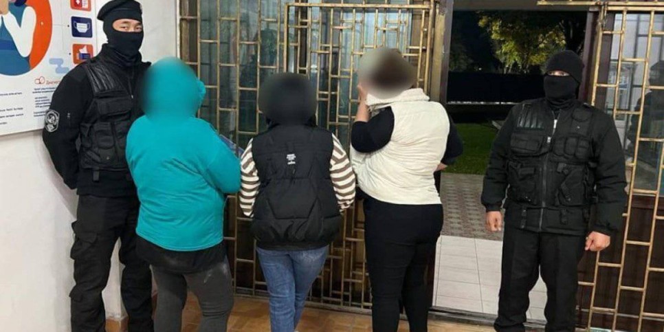 
                    50-летняя жительница Арыси подозревается в сводничестве
                