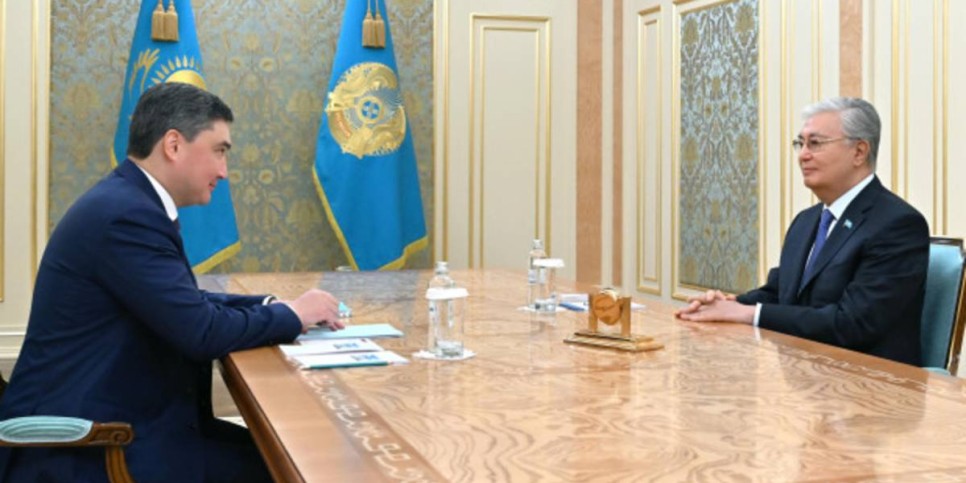 
                    Глава государства принял Премьер-министра
                