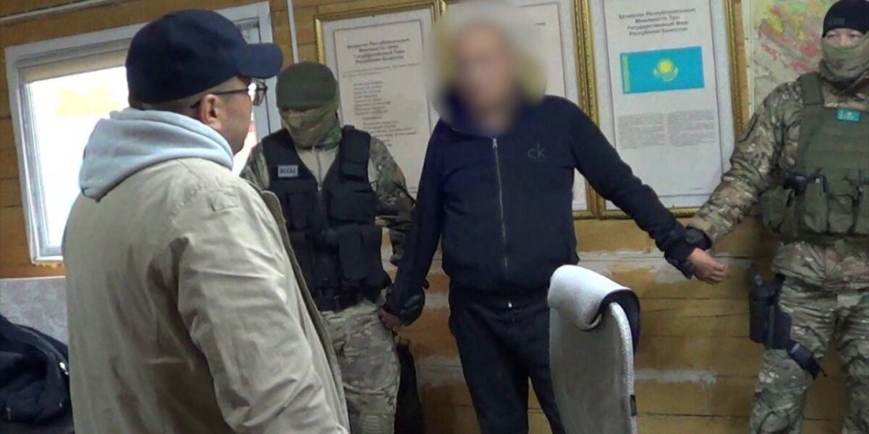 
                    Подозреваемых в вымогательстве задержали в ВКО
                