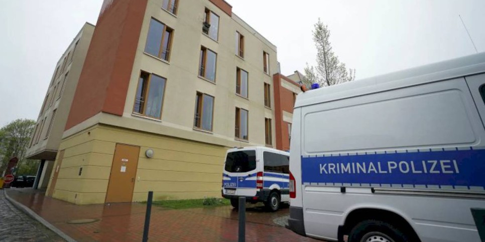 
                    Жителей Германии прививали от коронавируса самодельной вакциной
                