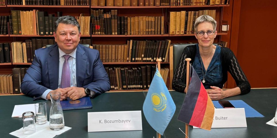
                    Казахстан и Германия договорились о новых проектах в сфере образования, водных ресурсов и сельского хозяйства
                