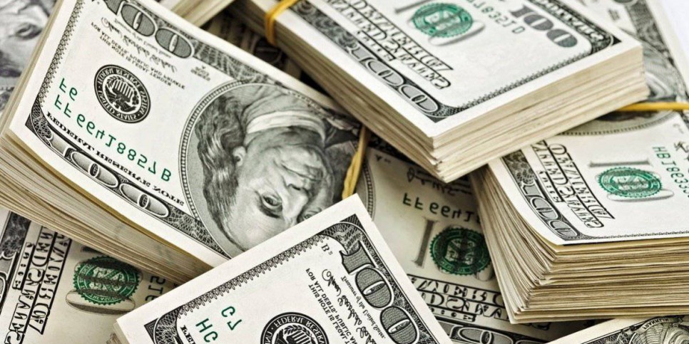 
                    Фальшивые доллары сбывали в Алматинской области
                