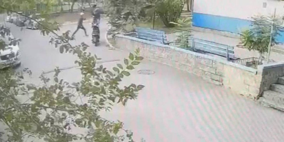 
                    Дерзкое ограбление попало на камеру видеонаблюдения в Алматы
                