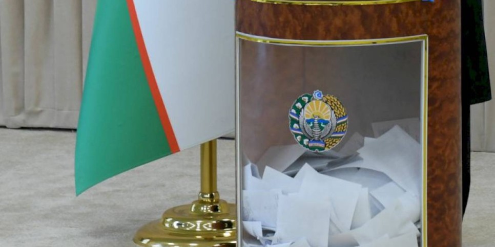 
                    Президентские выборы проходят в Узбекистане
                