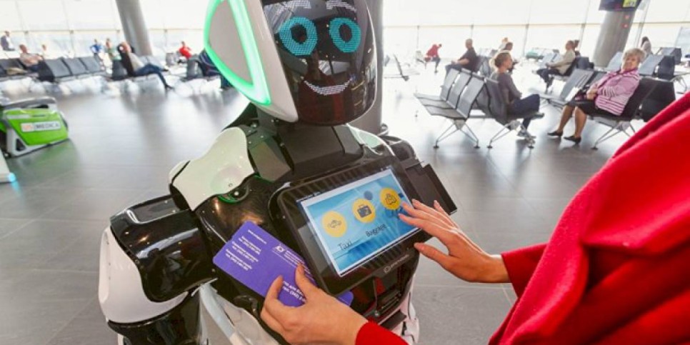 
                    Российские рестораны возьмут на работу роботов для проверки QR-кодов
                