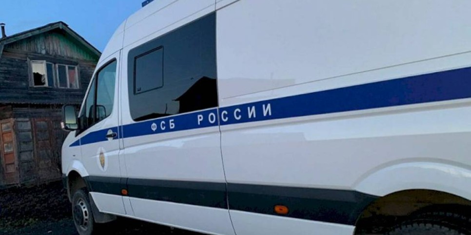 
                    Ячейку экстремистов, склонявших мигрантов из ЦА к терроризму, обезвредили на Урале
                