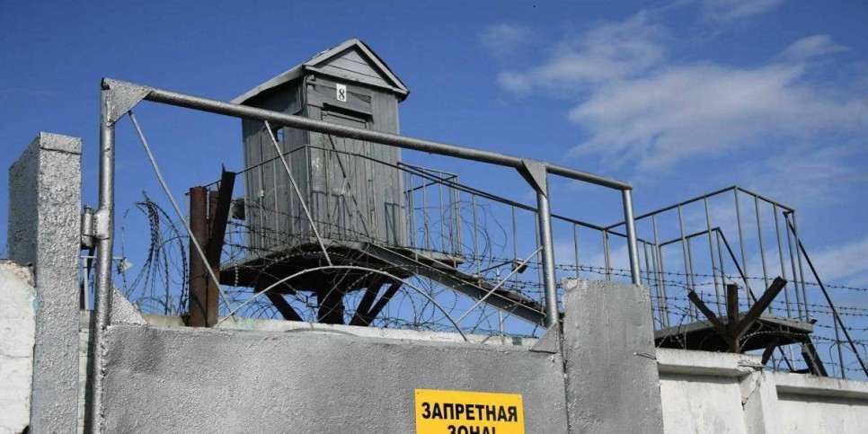 
                    Заключенные напали на сотрудников колонии в Уральске
                