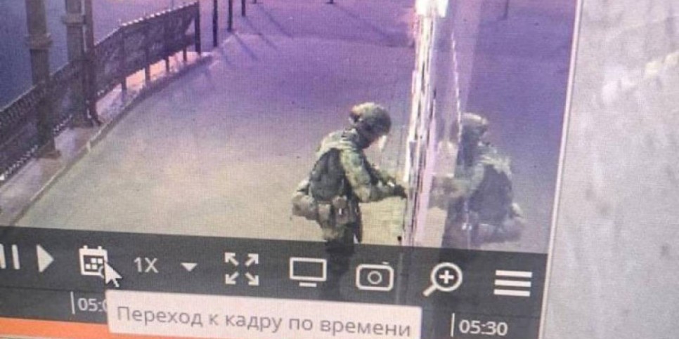 
                    Нападение на отделение полиции в России: подробности и видео инцидента
                