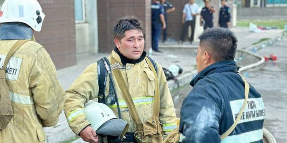 
                    В связи с пожаром в мкр. Аккент акиматом Алматы принят ряд неотложных мер в поддержку жильцов
                