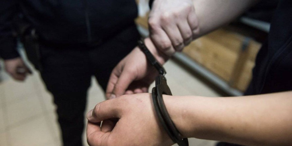 
                    Бросил тело брата в уличный туалет и сверху построил сарай: раскрыто жестокое убийство шымкентца
                