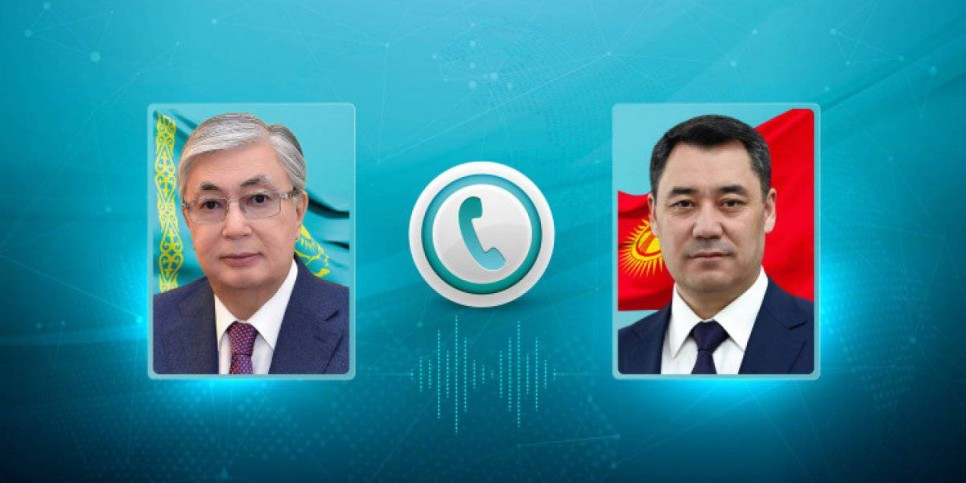 
                    Токаев поблагодарил президента Кыргызстана за помощь
                