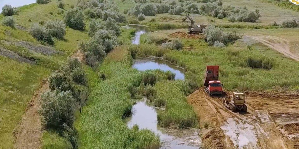 
                    Итоги года: обеспечение водой, водный кодекс и международные соглашения
                