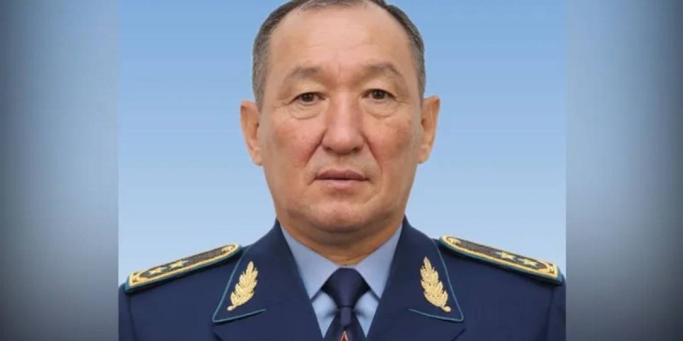 
                    Президент Токаев назначил нового министра обороны 
                