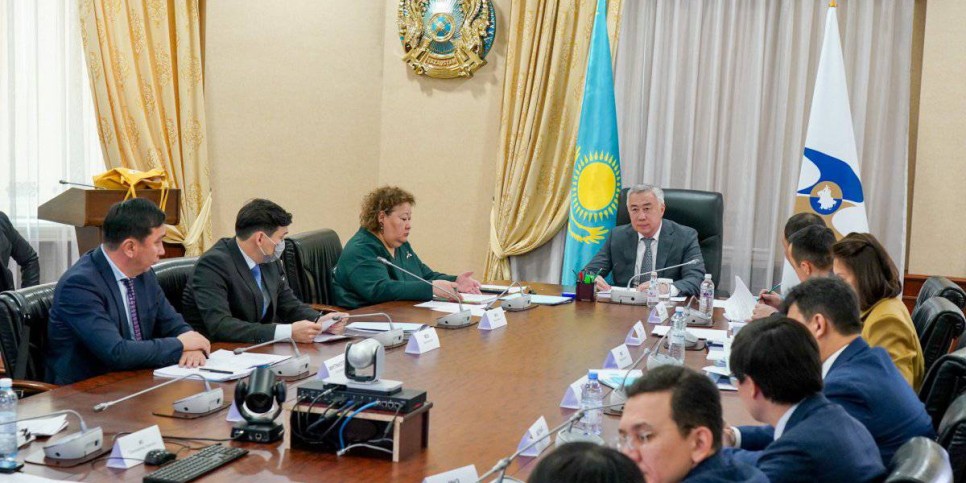 
                    Казахстан не поддержал перенос ввода требований к алкогольной продукции
                
