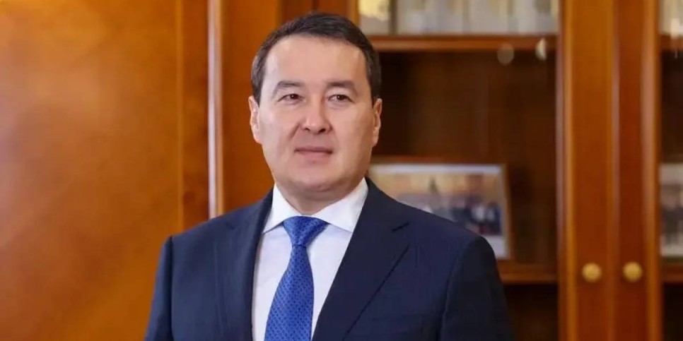
                    Алихан Смаилов написал прощальный пост после своей отставки
                