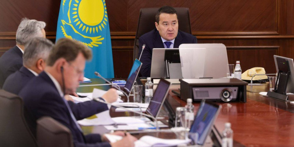 
                    Смаилов провел заседание Совета директоров НУХ «Байтерек»
                
