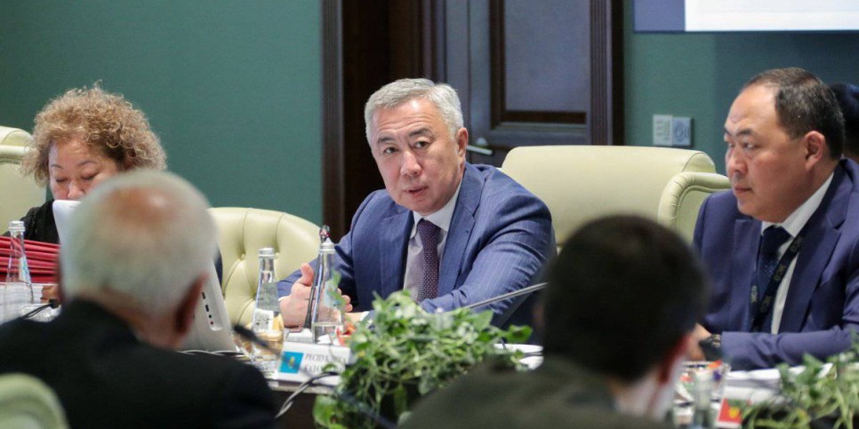 
                    В ЕАЭС продлили беспошлинный ввоз товаров для личного пользования
                