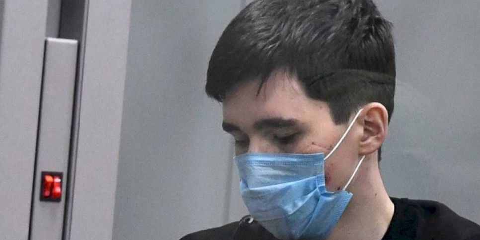
                    Устроившего стрельбу в казанской школе Ильназа Галявиева признали невменяемым
                