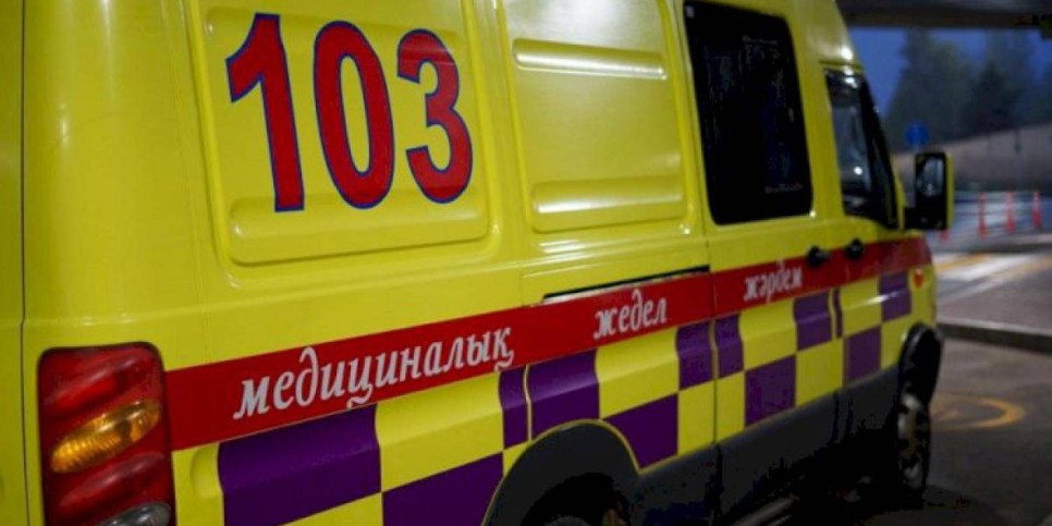 
                    Упавшего с восьмого этажа парня спасли в Алматы
                