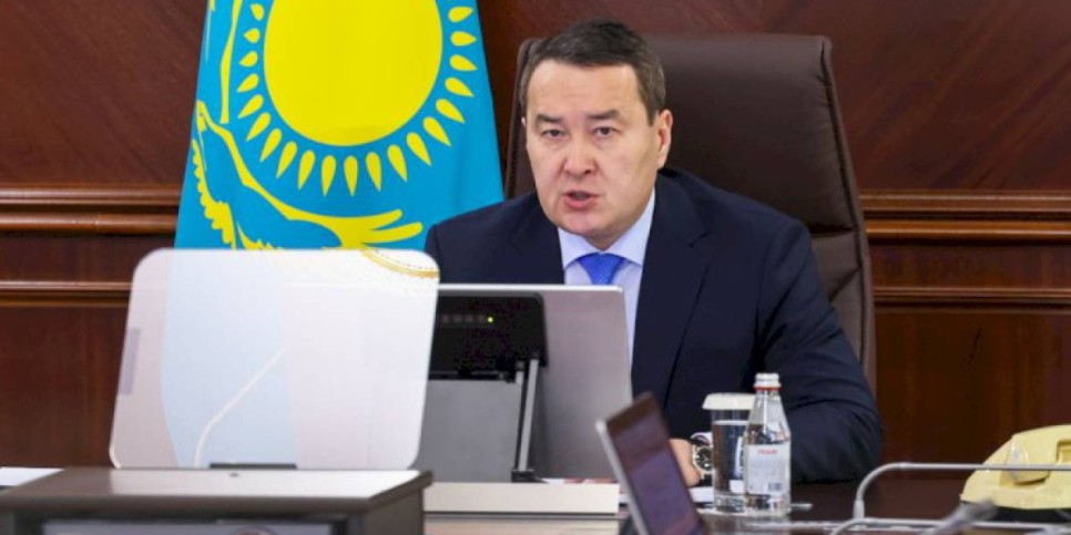 
                    Алихан Смаилов поручил увеличить мощность Шымкентского НПЗ
                