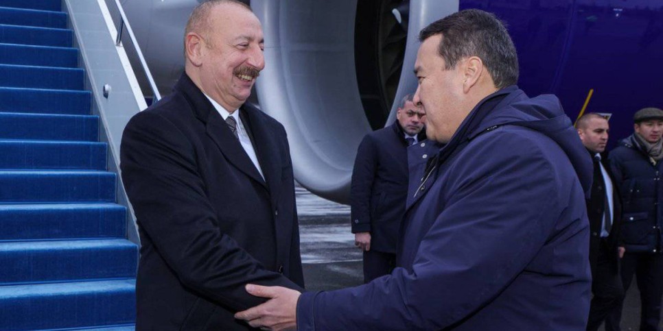 
                    Президент Азербайджана прибыл в Астану
                