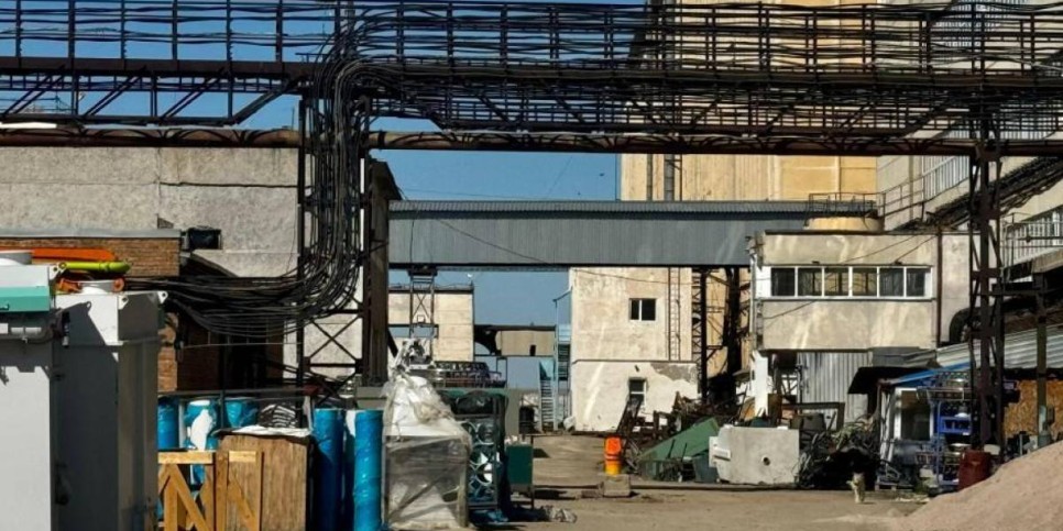 
                    Три новых завода по производству растительного масла и муки строят в Конаеве 
                
