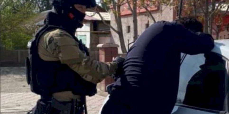 
                    В Жетысу задержана преступная группа, вымогавшая деньги у бизнесмена
                
