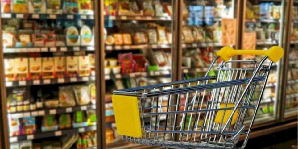 
                    Социально значимые продукты продолжают дорожать
                