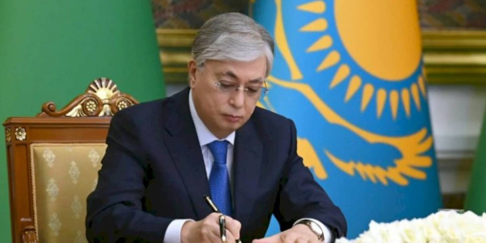 
                    Президент ратифицировал соглашение со Швейцарией о взаимном признании клейм ювелирных изделий
                