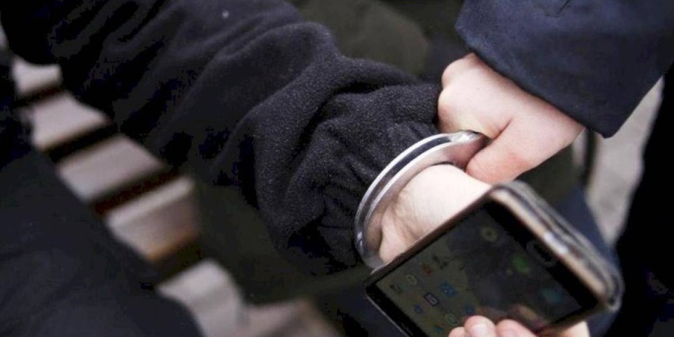 
                    Полиция подозревает 19-летнего астанчанина в краже телефона у несовершеннолетнего
                