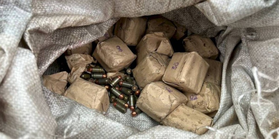 
                    Полицейские обнаружили тайник с боеприпасами в Талдыкоргане
                