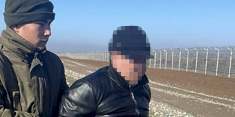 
                    Двух разыскиваемых казахстанцев задержали на границе с Кыргызстаном
                