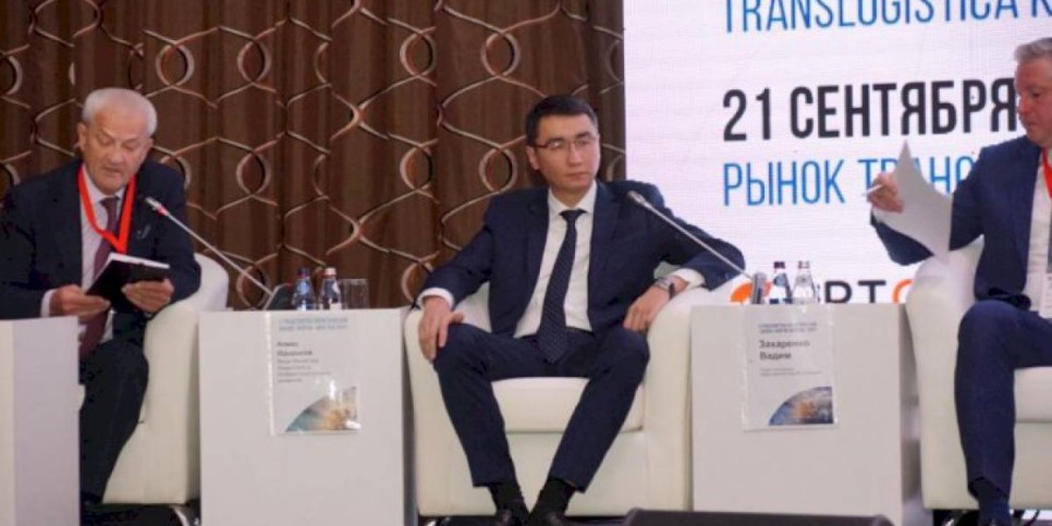 
                    В Алматы стартовал V международный транспортно-логистический бизнес-форум NEW SILK WAY
                